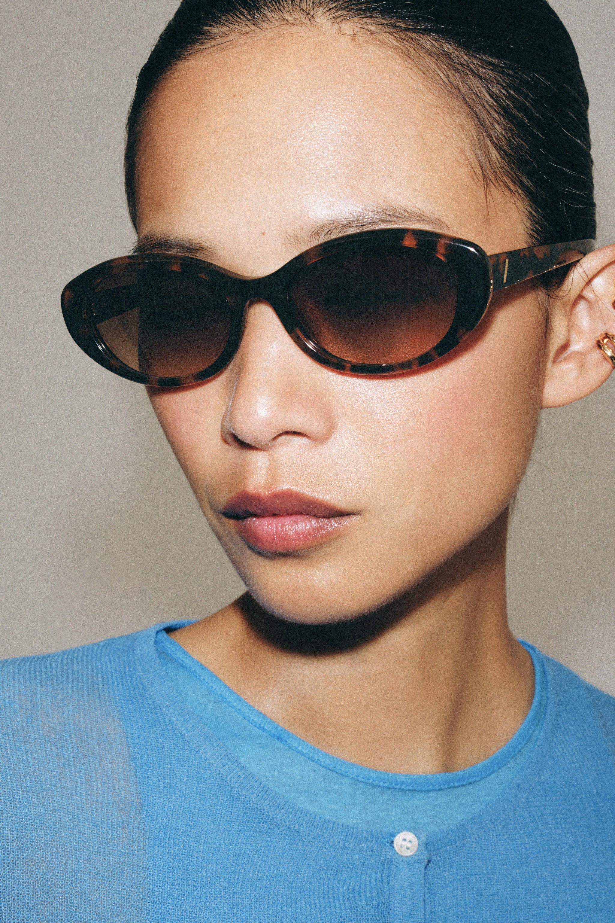 CAT EYE SUNGLASSES